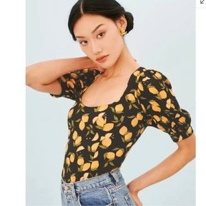 Reformation Cave Top with Lemons